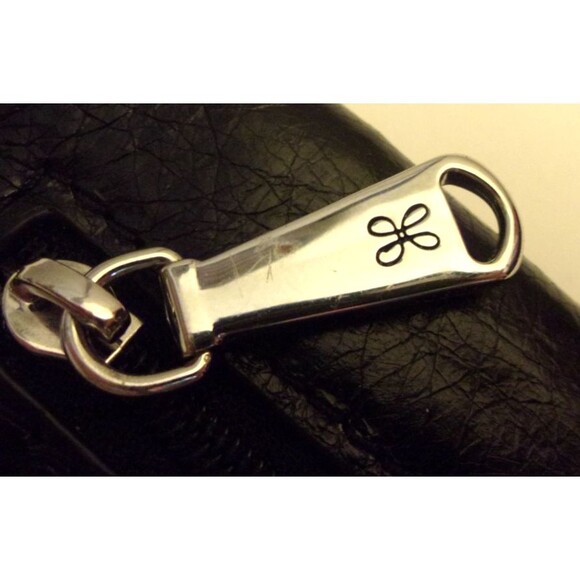 Hobo Small Wallet + Attached Keychain Black Leather - Picture 3 of 7